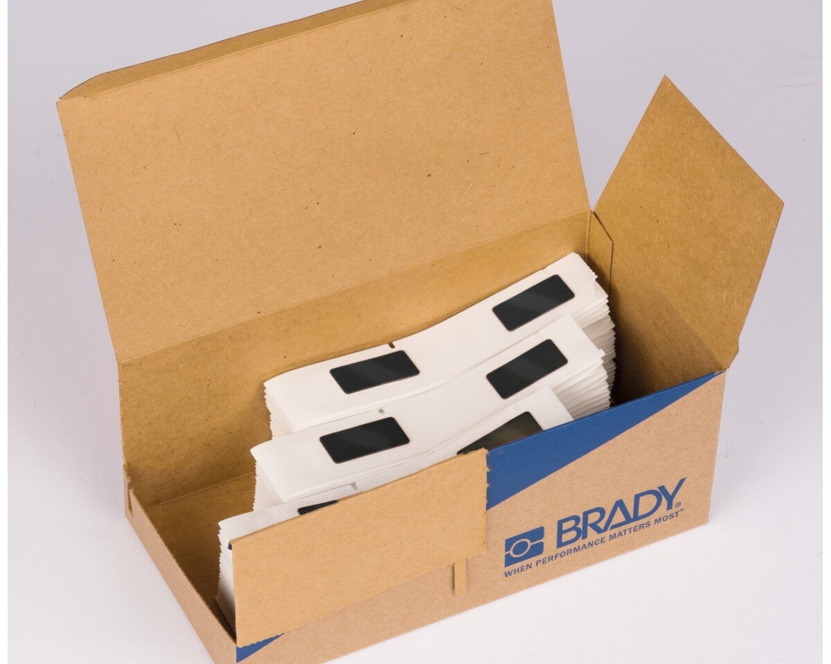 Brady M6-07-7593-BK / 312034, Engraved Plate Replacement Labels, 18 mm x 35 mm